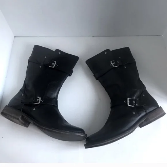 UGG Black Leather Gillespie Combat Moto Boot Size 9